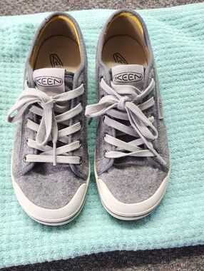 Keen Gray Felt Lace-Up Sneakers with Yellow Accent